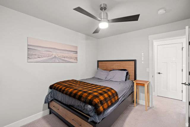 1379 E PETUNIA CT, Layton, UT 84040