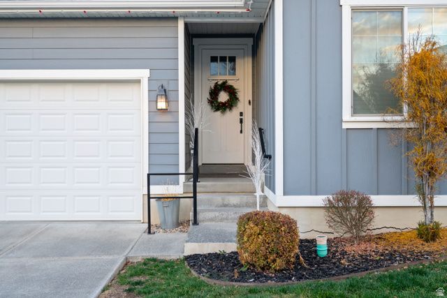 1379 E PETUNIA CT, Layton, UT 84040