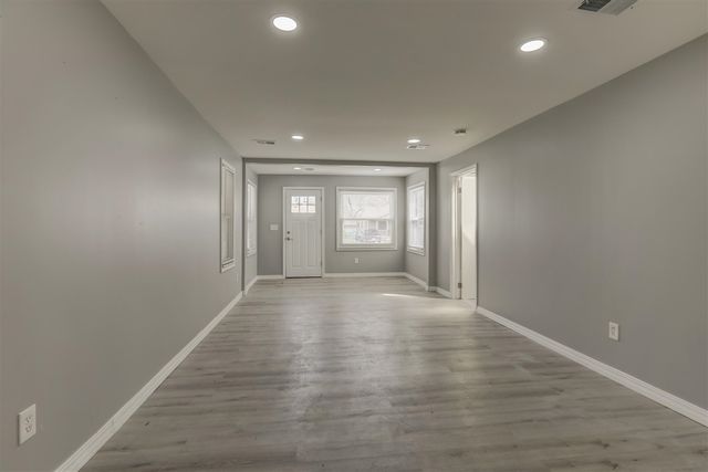 6020 Mayfair Street, Taylor, MI 48180