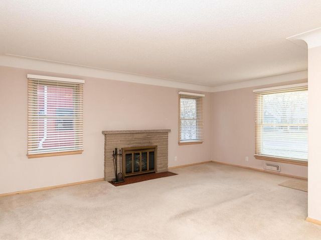 6133 Russell Avenue S, Minneapolis, MN 55410