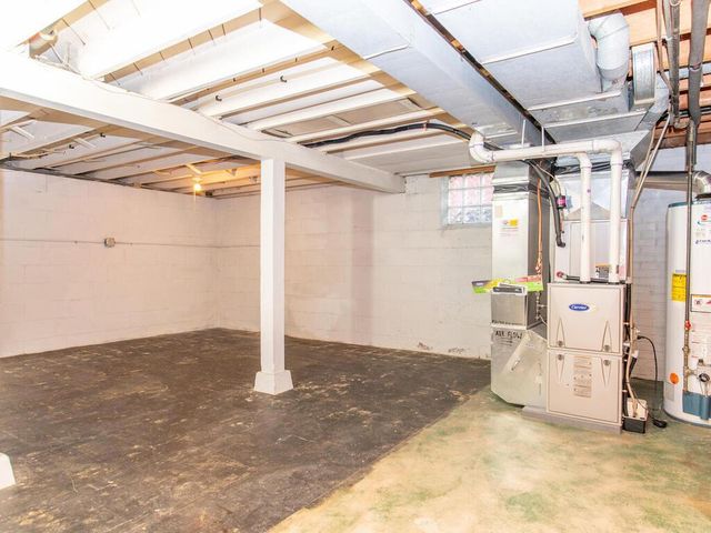 6133 Russell Avenue S, Minneapolis, MN 55410