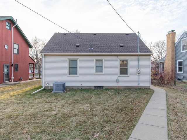 6133 Russell Avenue S, Minneapolis, MN 55410