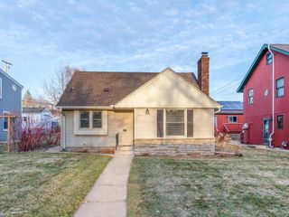 6133 Russell Avenue S, Minneapolis, MN 55410