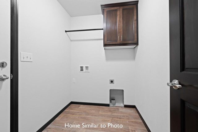 1011 CONSTELLATION WAY, Marinette, WI 54143