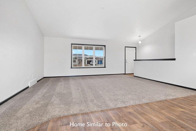 1011 CONSTELLATION WAY, Marinette, WI 54143