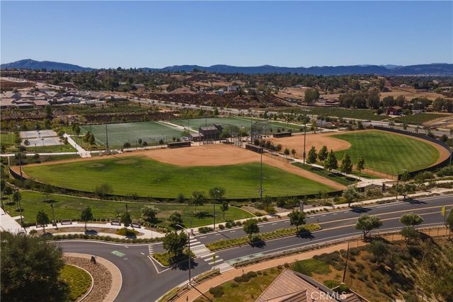 32000 Radiant Drive, Temecula, CA 92591