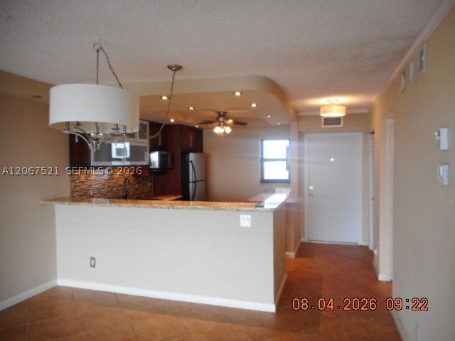 4800 Bayview Dr 802, Fort Lauderdale, FL 33308
