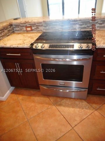 4800 Bayview Dr 802, Fort Lauderdale, FL 33308