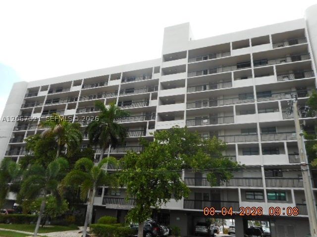 4800 Bayview Dr 802, Fort Lauderdale, FL 33308