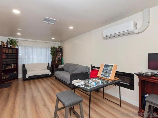 1027-33 Chestnut St, Escondido, CA 92025