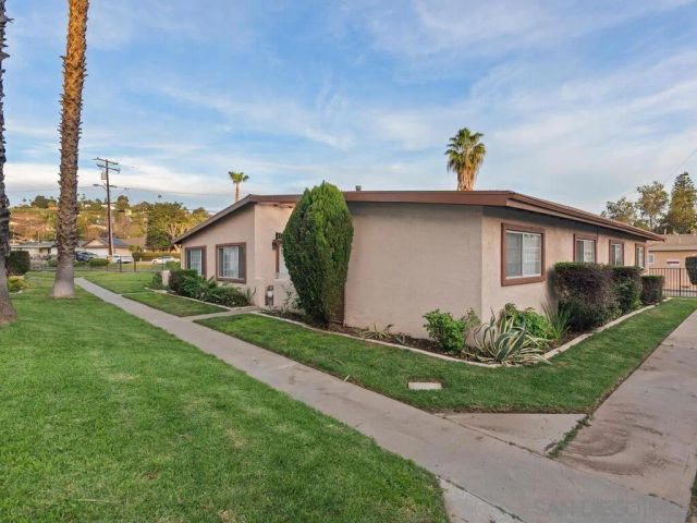 1027-33 Chestnut St, Escondido, CA 92025