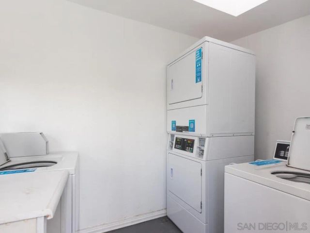 1027-33 Chestnut St, Escondido, CA 92025