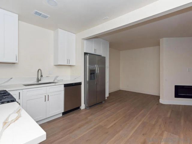 1027-33 Chestnut St, Escondido, CA 92025