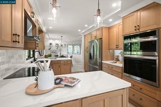 600 Terra California Dr 7, Walnut Creek, CA 94595