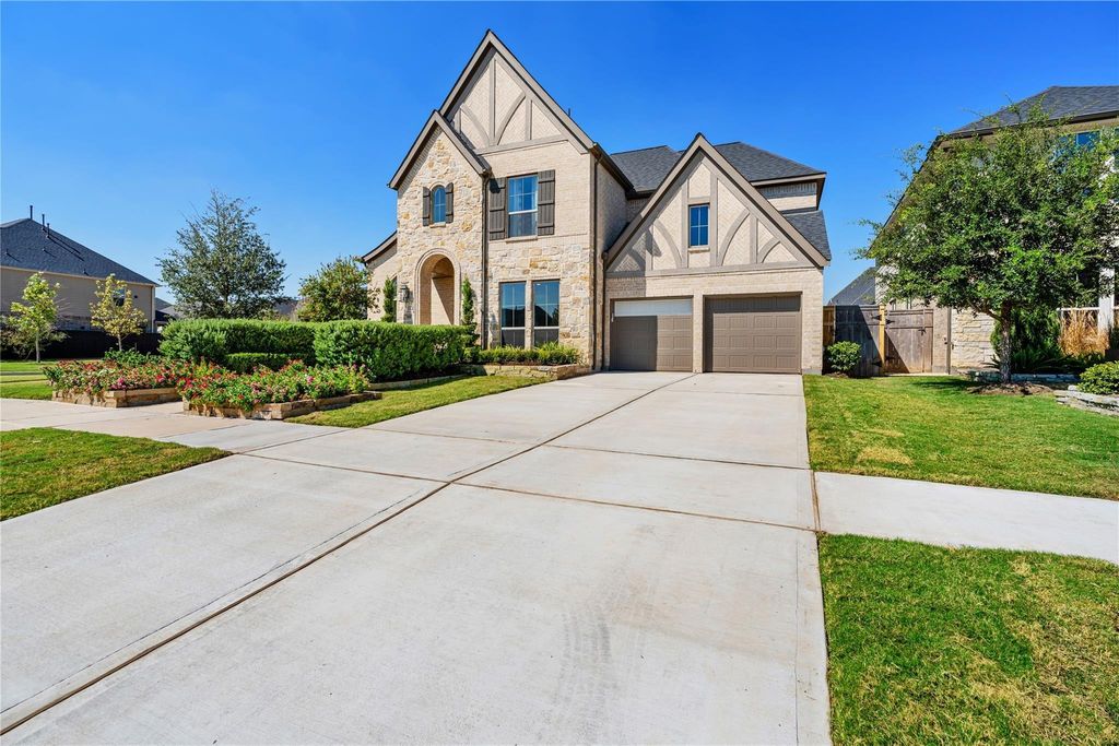 28618 Casen Ranch Lane, Fulshear, TX 77441