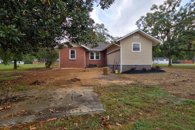 1207 Spring Creek Road, Chattanooga, TN 37412