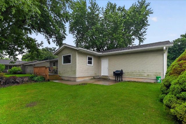 494 Hyland Drive, Stoughton, WI 53589