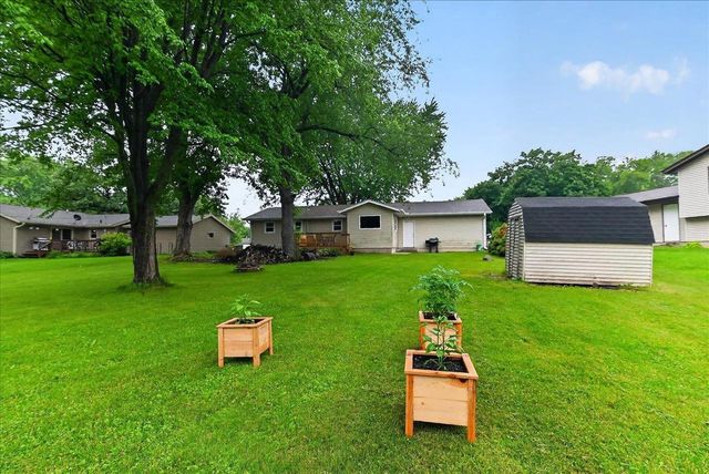 494 Hyland Drive, Stoughton, WI 53589