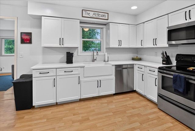 494 Hyland Drive, Stoughton, WI 53589