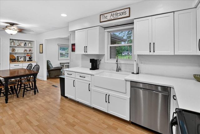 494 Hyland Drive, Stoughton, WI 53589