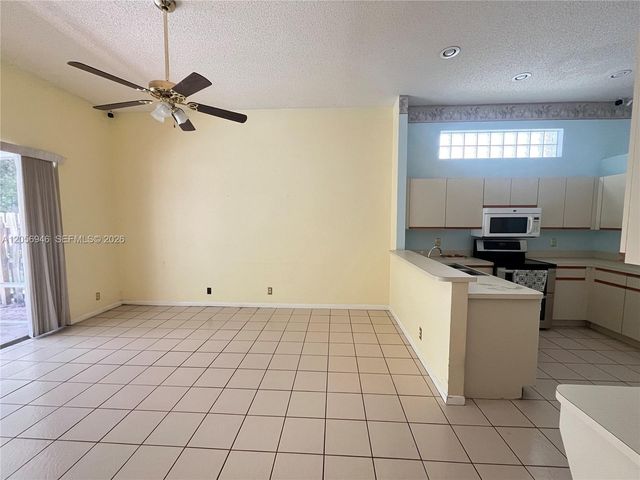 10854 Limeberry Dr, Cooper City, FL 33026