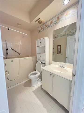 10854 Limeberry Dr, Cooper City, FL 33026
