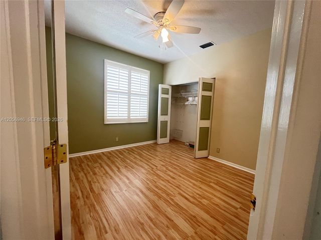 10854 Limeberry Dr, Cooper City, FL 33026
