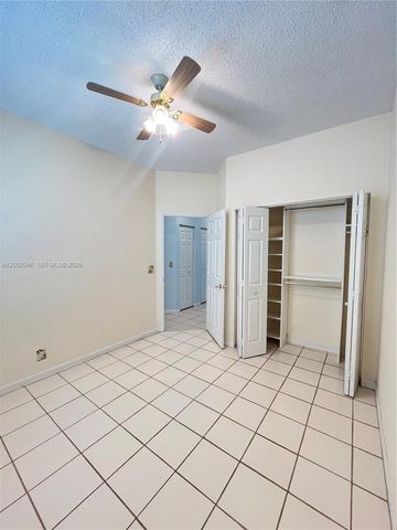 10854 Limeberry Dr, Cooper City, FL 33026