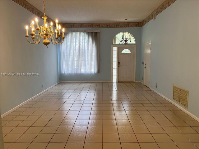 10854 Limeberry Dr, Cooper City, FL 33026