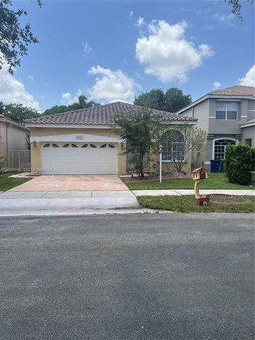 10854 Limeberry Dr, Cooper City, FL 33026