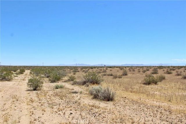 1111 Santa Fe, Adelanto, CA 92301