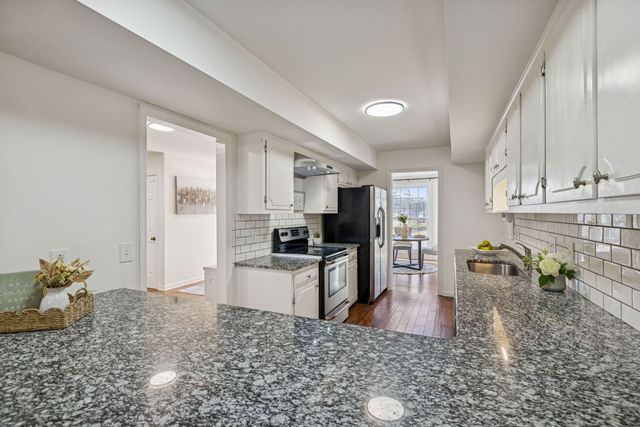 1614 Rosewood Dr, Brentwood, TN 37027