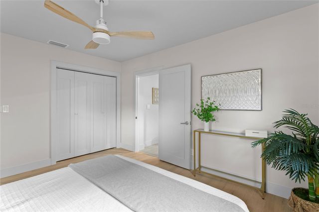 4504 W LAMB AVENUE, Tampa, FL 33629