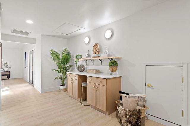 4504 W LAMB AVENUE, Tampa, FL 33629