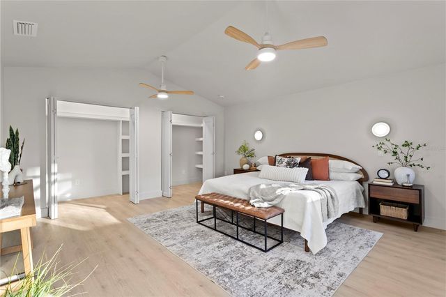 4504 W LAMB AVENUE, Tampa, FL 33629