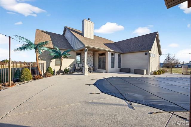 2745 N Cappel Road, Moscow Mills, MO 63362