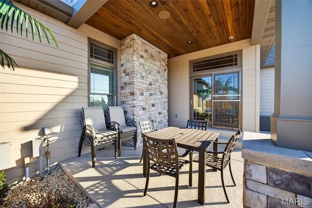 2745 N Cappel Road, Moscow Mills, MO 63362