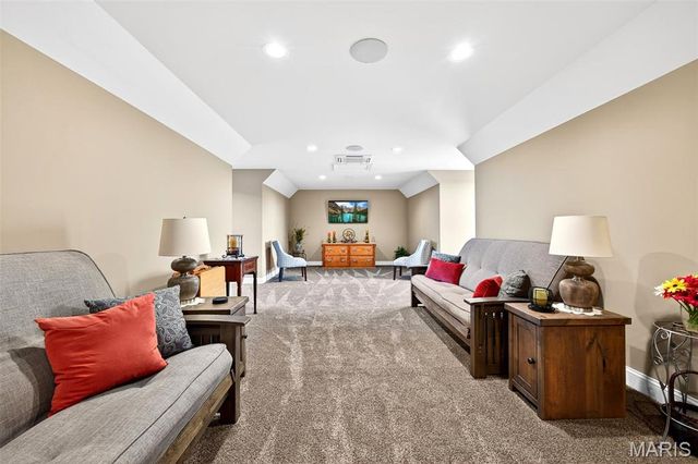 2745 N Cappel Road, Moscow Mills, MO 63362