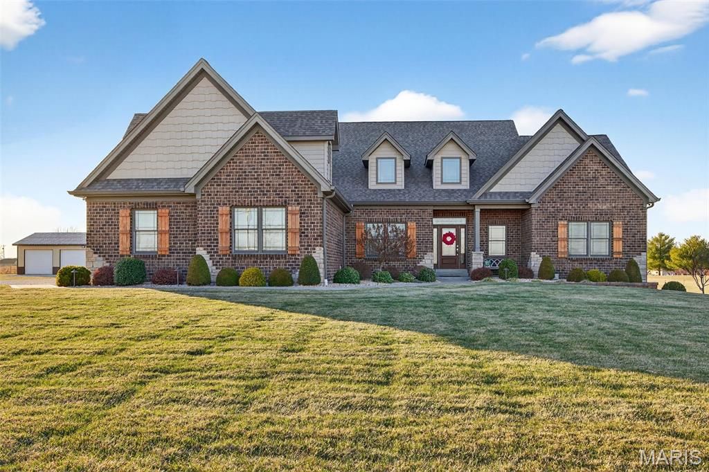 2745 N Cappel Road, Moscow Mills, MO 63362