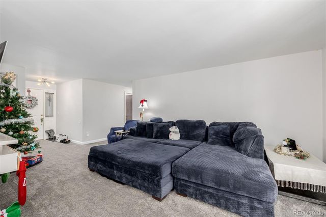 2744 S Pitkin Street, Aurora, CO 80013