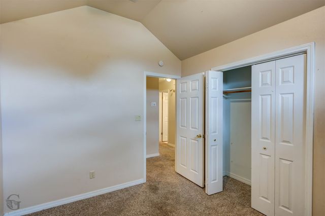 5800 Pampus Lane, Bossier City, LA 71112