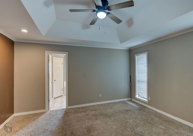 5800 Pampus Lane, Bossier City, LA 71112