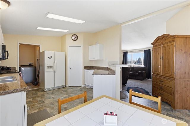 153 NW Quincy Place, Soap Lake, WA 98851