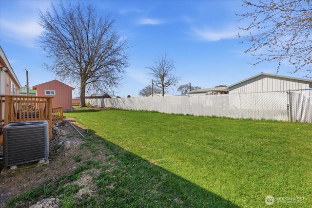 153 NW Quincy Place, Soap Lake, WA 98851