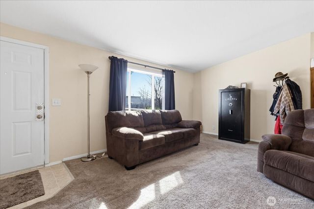 153 NW Quincy Place, Soap Lake, WA 98851