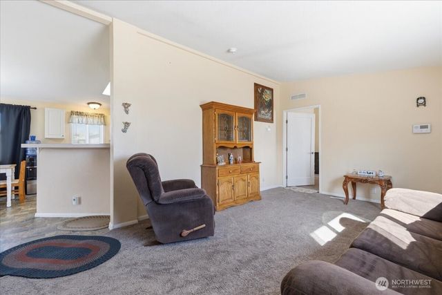 153 NW Quincy Place, Soap Lake, WA 98851