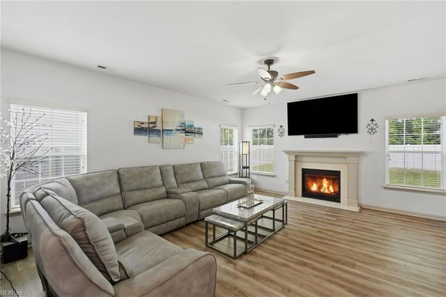 1131 Madison Lynn WAY, Chesapeake, VA 23322