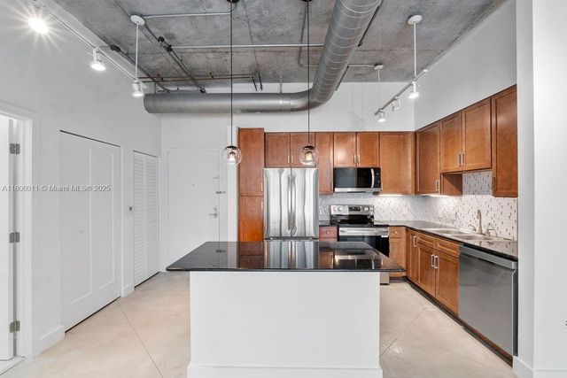 2001 Biscayne Blvd 2308, Miami, FL 33137