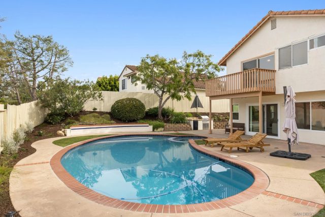 4972 Calle Sobrado, Oceanside, CA 92056