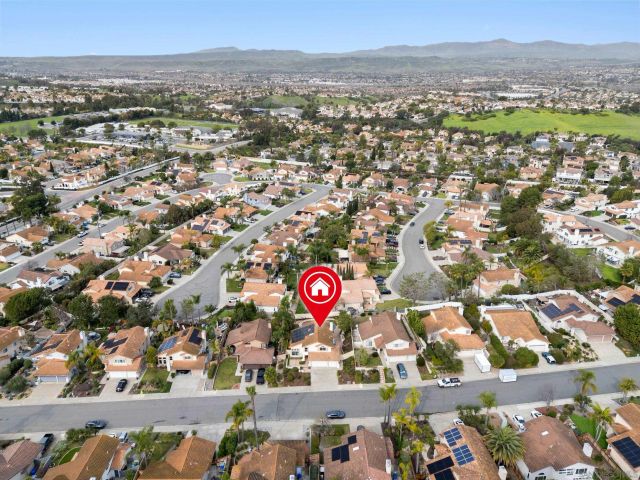 4972 Calle Sobrado, Oceanside, CA 92056